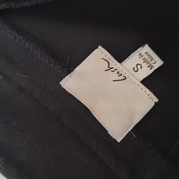 Little Black Dress - Picture 7 of 7